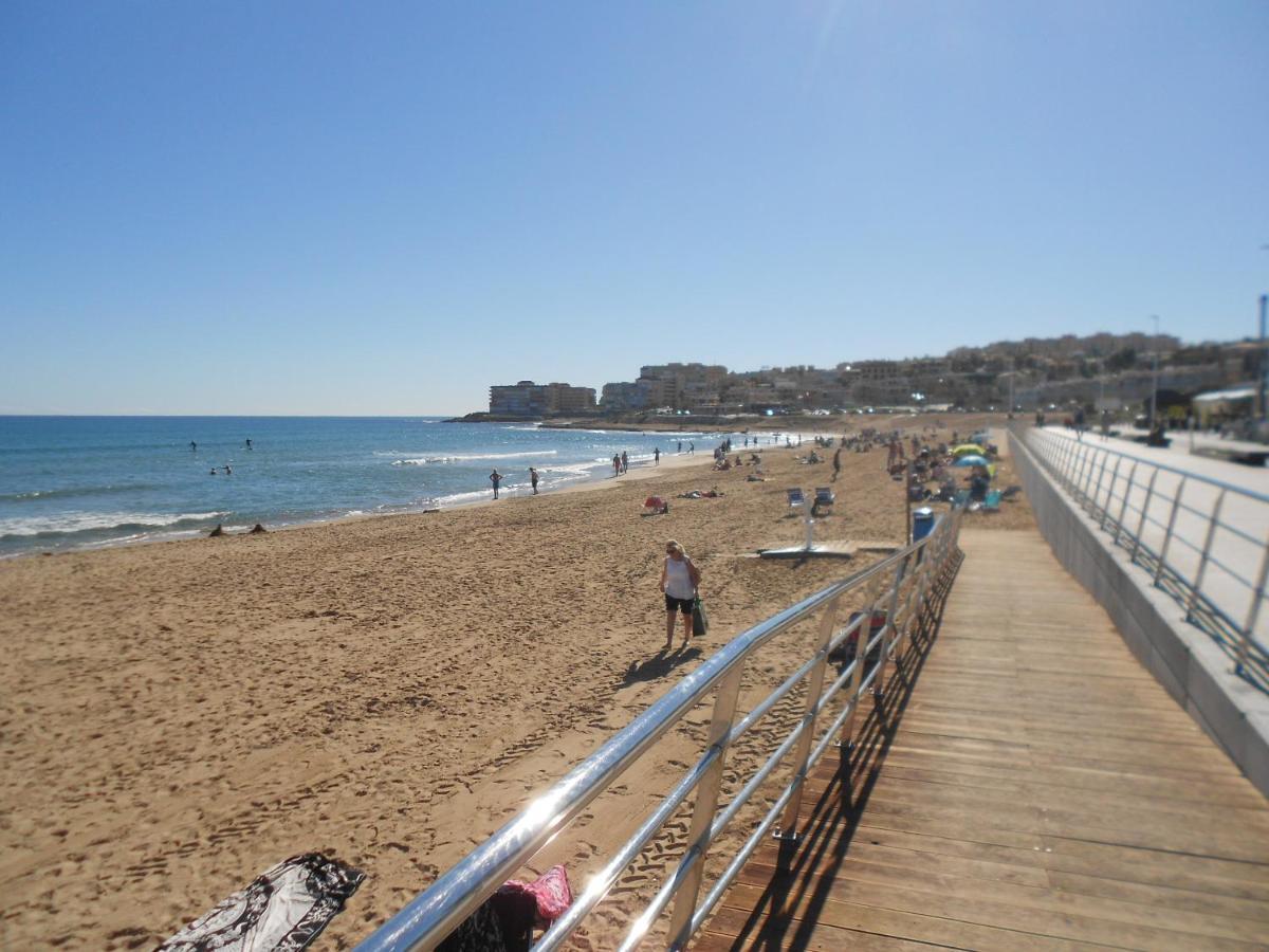 Apartment On The Sea Torrevieja Ngoại thất bức ảnh