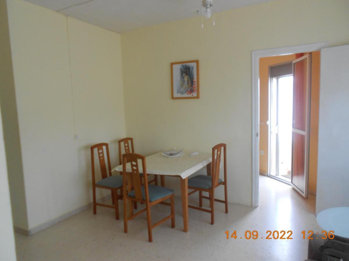 Apartment On The Sea Torrevieja Ngoại thất bức ảnh